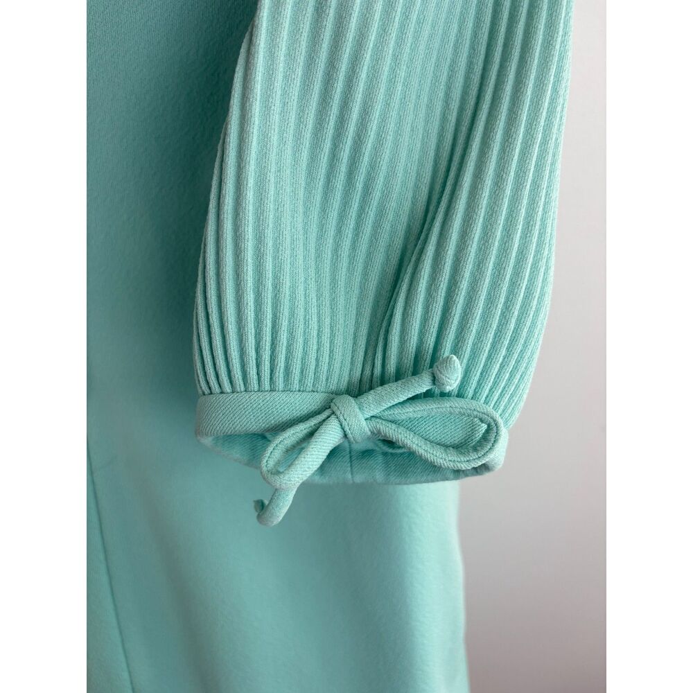 Vintage ILGWU Mod Shift Dress Womens Seafoam Green 3/4 Sleeve Mock Neck Retro - Picture 3 of 5